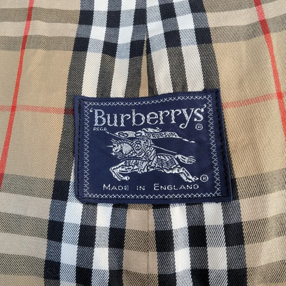Burberry Women's Double-Breasted Trench Coat in Taupe - Picture 8 of 16